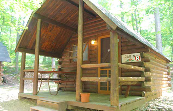 1 room cabin rental exterior